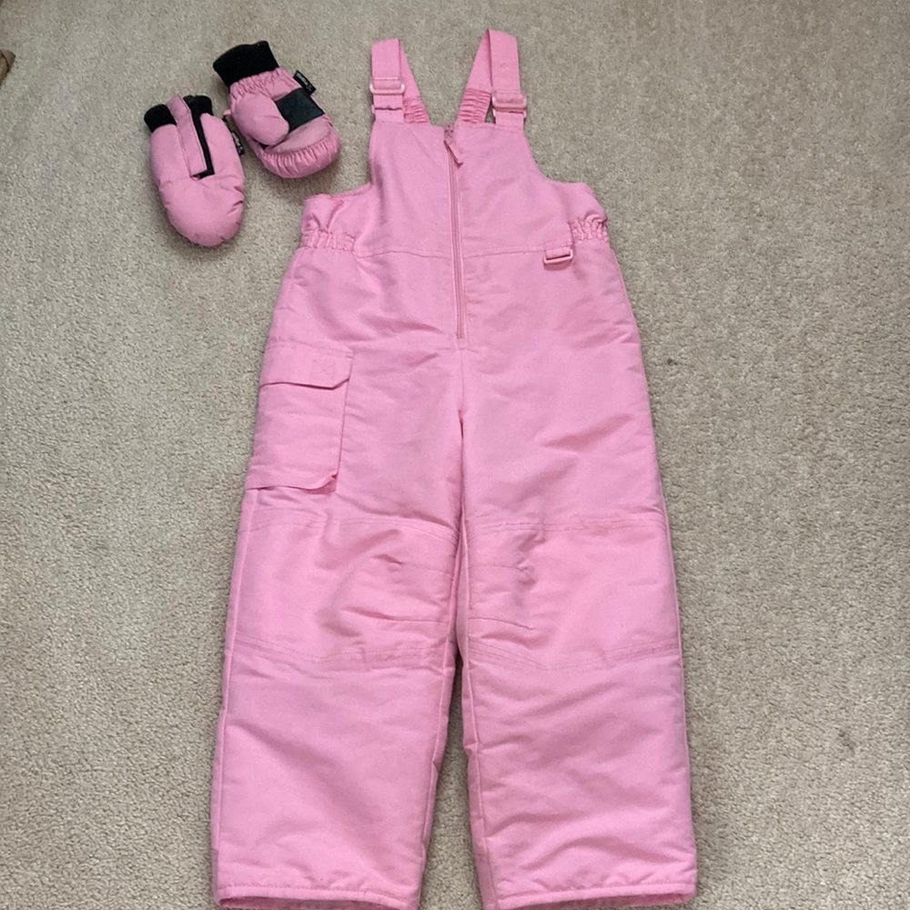 Cherokee Kid’s Snow Bib & mittens